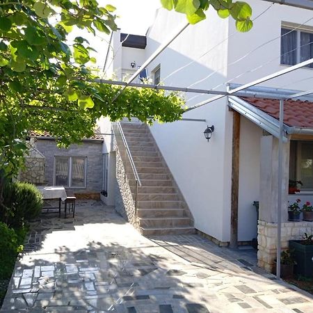 Apartman Josipa เปโรย ภายนอก รูปภาพ